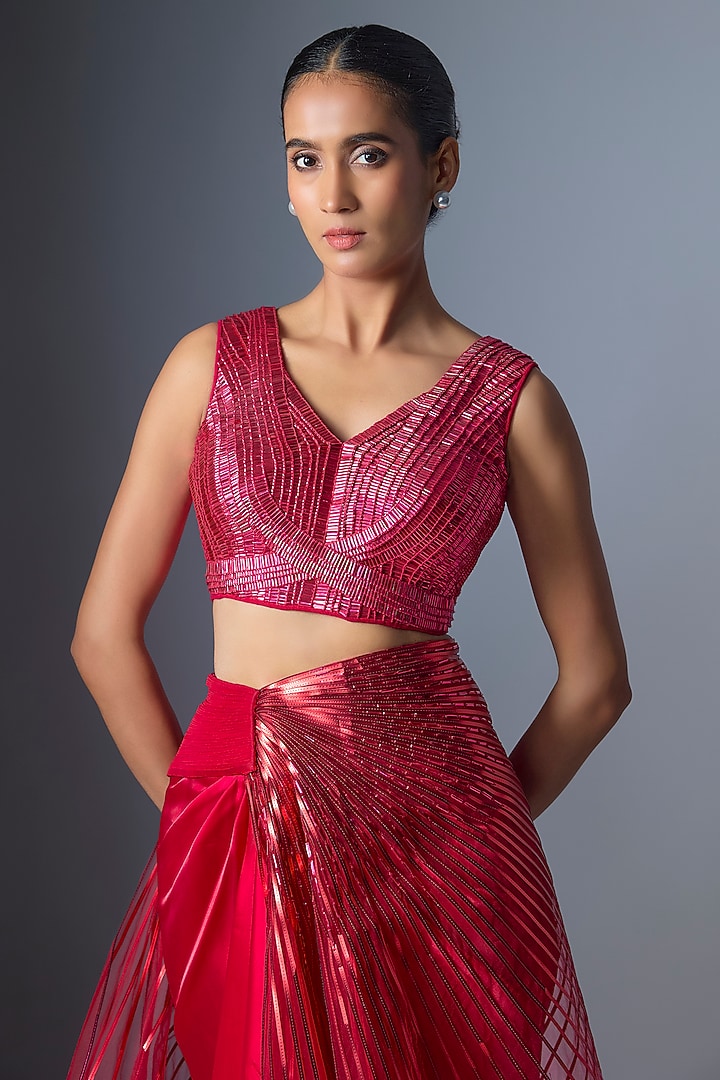 Bloom Metallic Red Glazed Organza & Tulle Winged Bridal Saree Set by Amit Aggarwal at Pernia's Pop Up Shop