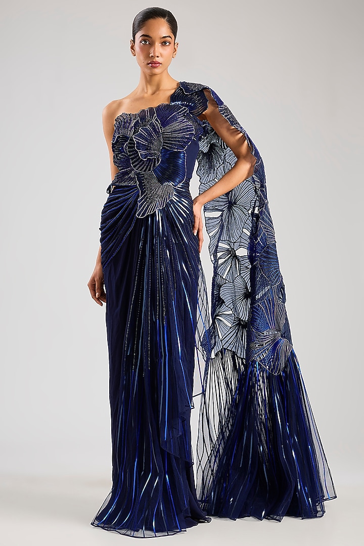 Cosmos Chiffon Pre-Draped Bridal Saree Set by Amit Aggarwal at Pernia's Pop Up Shop