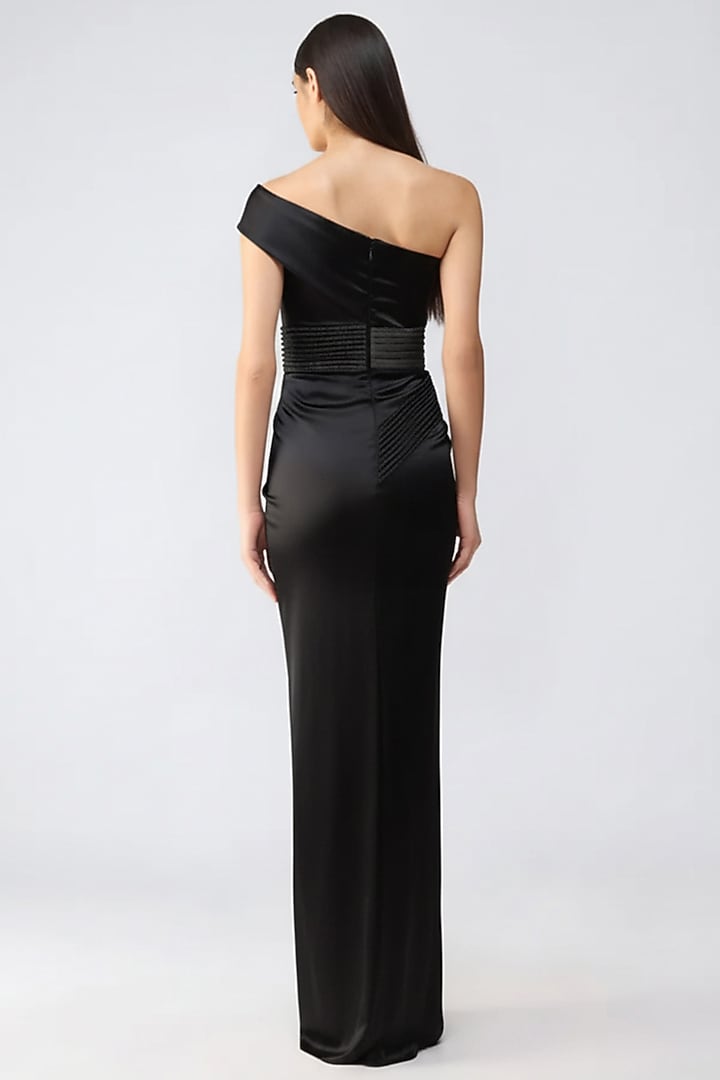 Onyx Black Satin Chiffon Moulded Off-Shoulder Wedding Gown by Amit Aggarwal at Pernia's Pop Up Shop