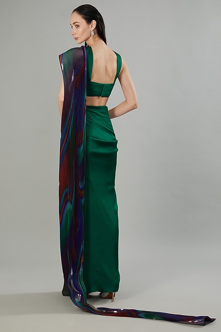 Green & Teal Crepe Chiffon & Metallic Polymer Draped Reception Saree by Amit Aggarwal at Pernia's Pop Up Shop