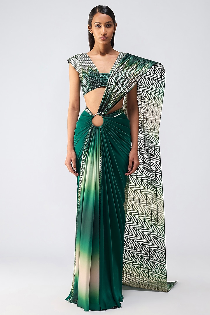 Emerald Metallic Chiffon & Tulle Pre-Draped Reception Saree Set by Amit Aggarwal at Pernia's Pop Up Shop