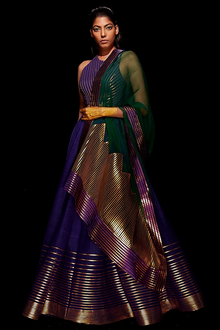 Emerald Green & Gold Metallic Bridal Lehenga Set by Amit Aggarwal at Pernia's Pop Up Shop