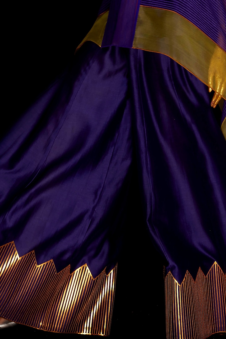 Purple & Gold Striped Cape Set by Amit Aggarwal at Pernia's Pop Up Shop
