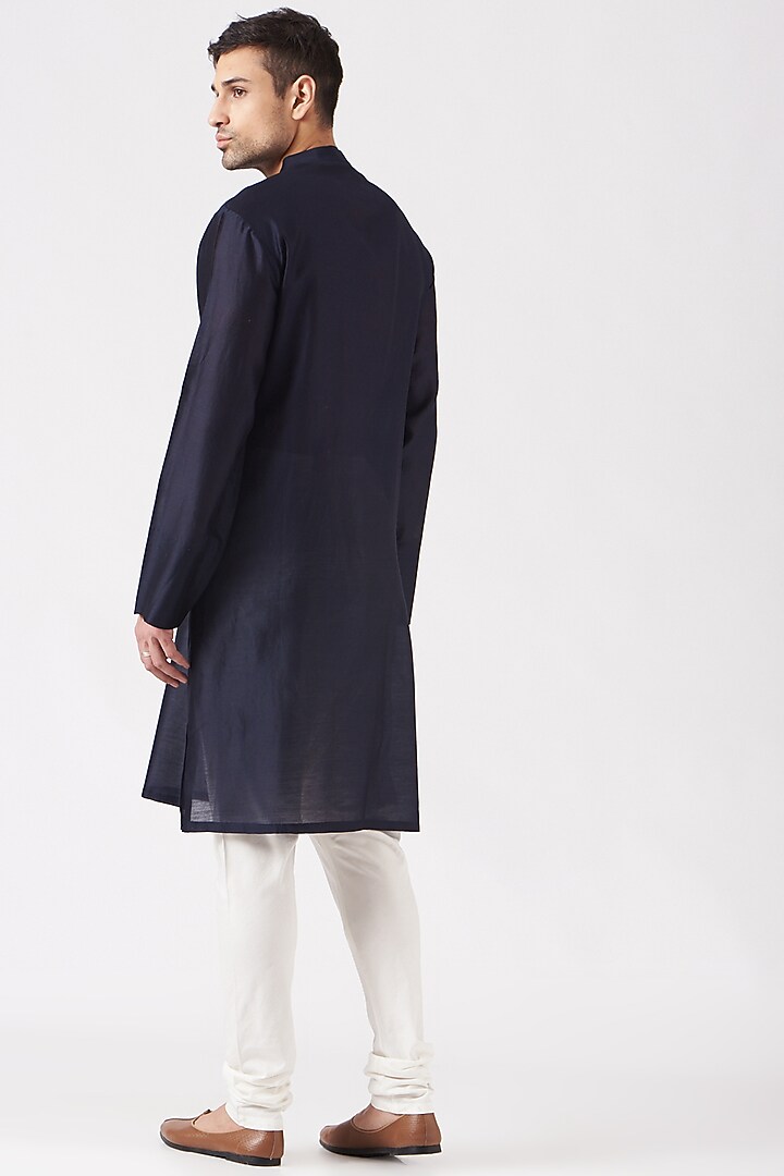 Navy Blue Silk Chanderi Kurta by Amit Aggarwal Men at Pernia's Pop Up Shop