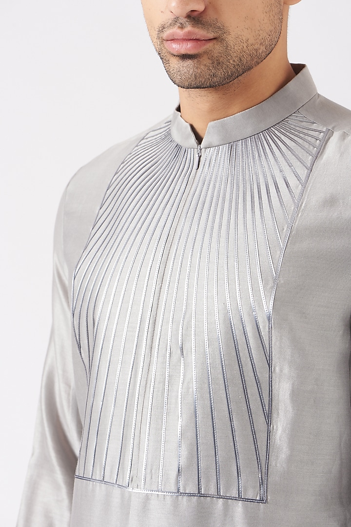 Grey Silk Chanderi Kurta by Amit Aggarwal Men at Pernia's Pop Up Shop