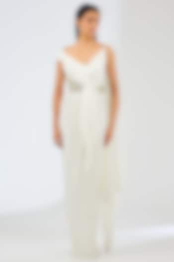 Pearl White Nylon Jersey Structured Reception Saree by Amit Aggarwal at Pernia's Pop Up Shop