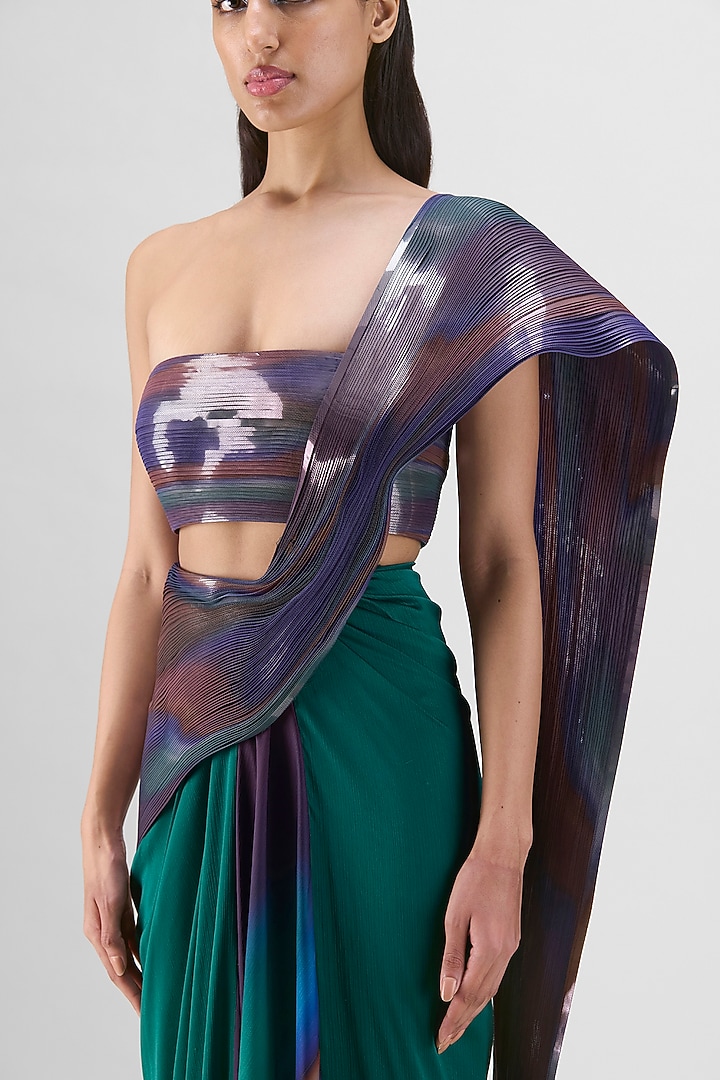 Green & Teal Metallic Satin Chiffon Reception Saree Set by Amit Aggarwal at Pernia's Pop Up Shop