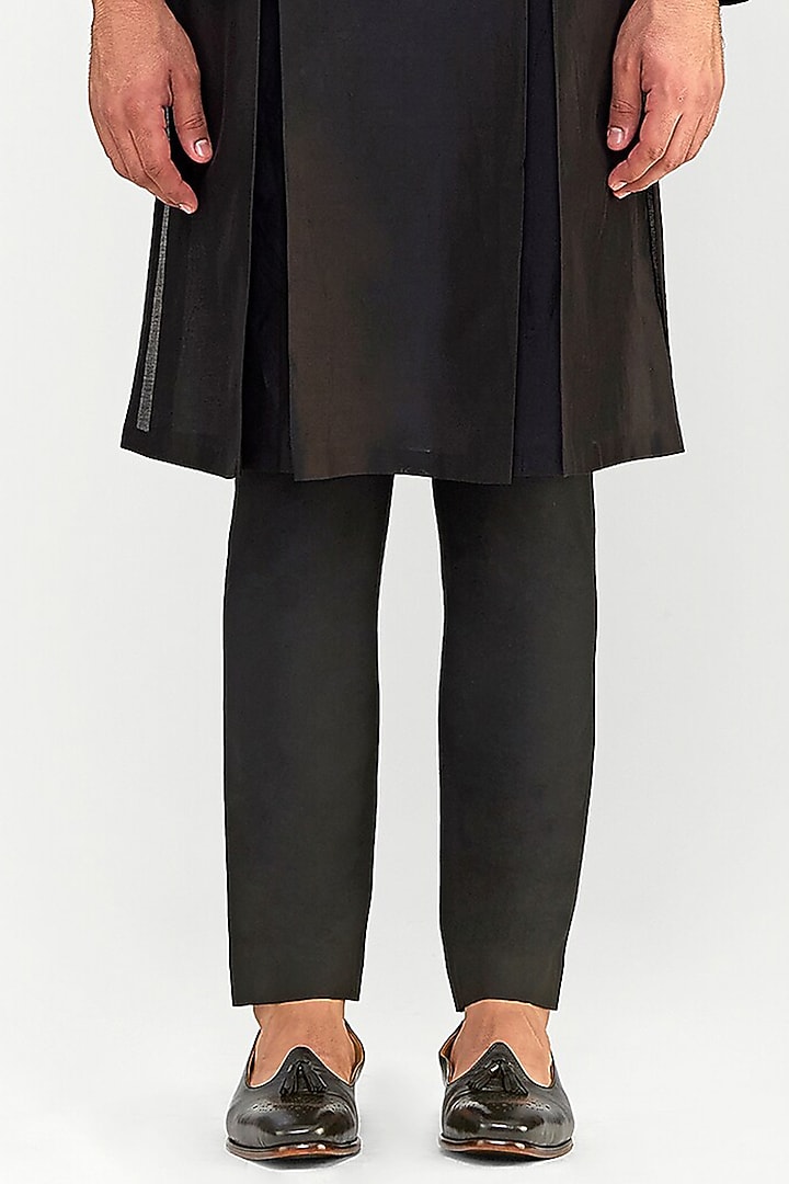 Black Chanderi Silk Kurta by Amit Aggarwal Men at Pernia's Pop Up Shop