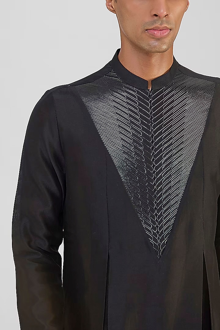 Black Chanderi Silk Kurta by Amit Aggarwal Men at Pernia's Pop Up Shop