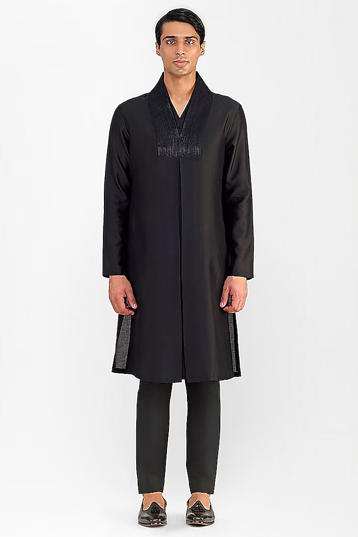 Black Chanderi Silk Kurta by Amit Aggarwal Men at Pernia's Pop Up Shop