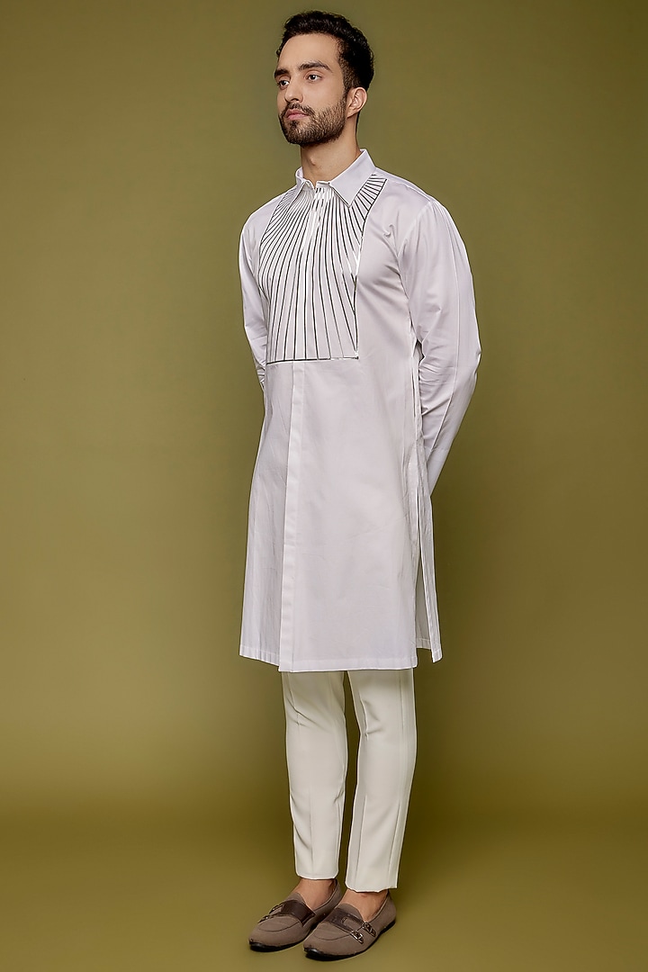 White Silk Chanderi Kurta Set by Amit Aggarwal Men at Pernia's Pop Up Shop