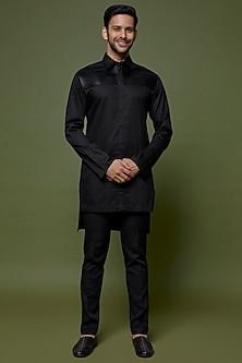 product-color-Black