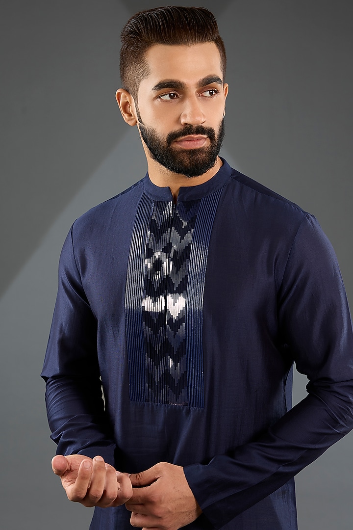 Ink Blue Chanderi Silk & Tussar Silk Cotton Metallic Chevron Kurta Set by Amit Aggarwal Men at Pernia's Pop Up Shop