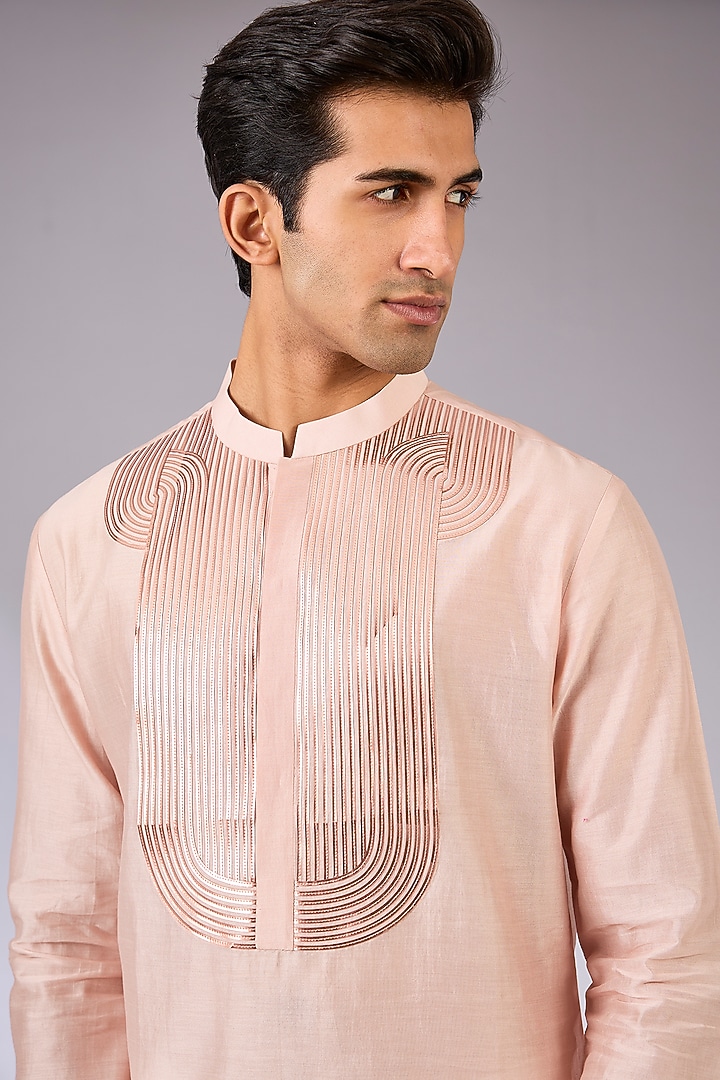 Blush Chanderi Silk & Tussar Silk Kurta Set by Amit Aggarwal Men at Pernia's Pop Up Shop