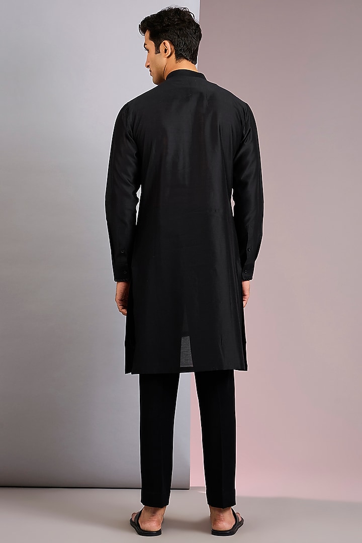 Black Chanderi Silk Kurta by Amit Aggarwal Men at Pernia's Pop Up Shop
