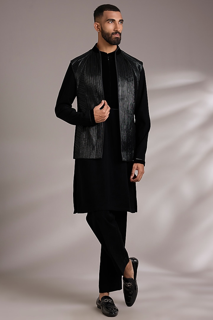 Black Cotton Satin Bundi Jacket Set by Amit Aggarwal Men at Pernia's Pop Up Shop