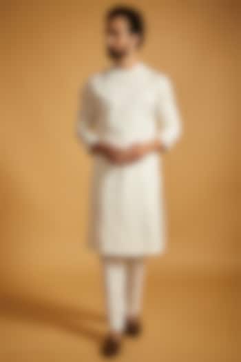 Ivory Metallic Monochrome Kurta by Amit Aggarwal Men