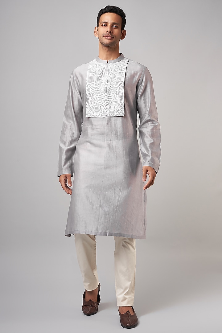 Silver Silk Chanderi Handwoven Kurta by Amit Aggarwal Men