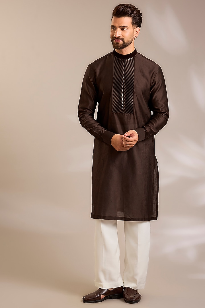 Brown Chanderi Silk Kurta by Amit Aggarwal Men at Pernia's Pop Up Shop