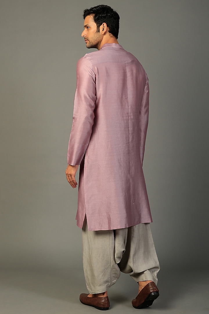 Rose Pink Silk Chanderi Kurta Set by Amit Aggarwal Men at Pernia's Pop Up Shop