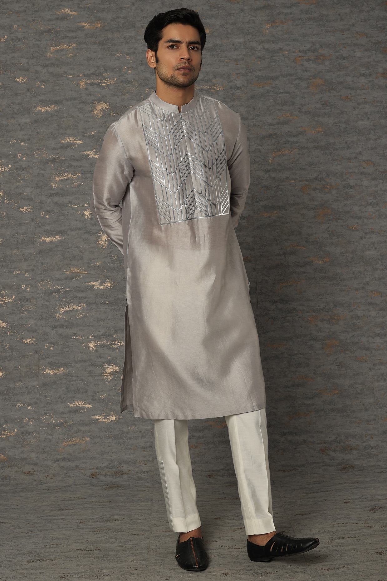 Grey Silk Chanderi Kurta Set by Amit Aggarwal Men at Pernia's Pop Up Shop