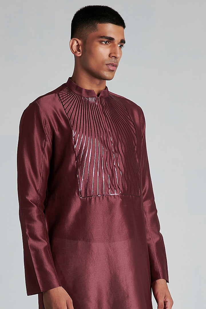 Light Plum Silk & Chanderi Kurta by Amit Aggarwal Men at Pernia's Pop Up Shop