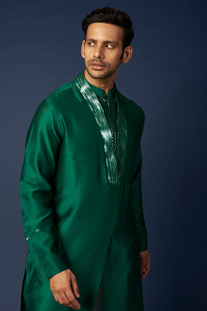 Emerald Green Silk & Chanderi Metallic Kurta Set by Amit Aggarwal Men at Pernia's Pop Up Shop
