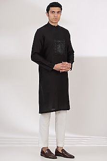 product-color-Black