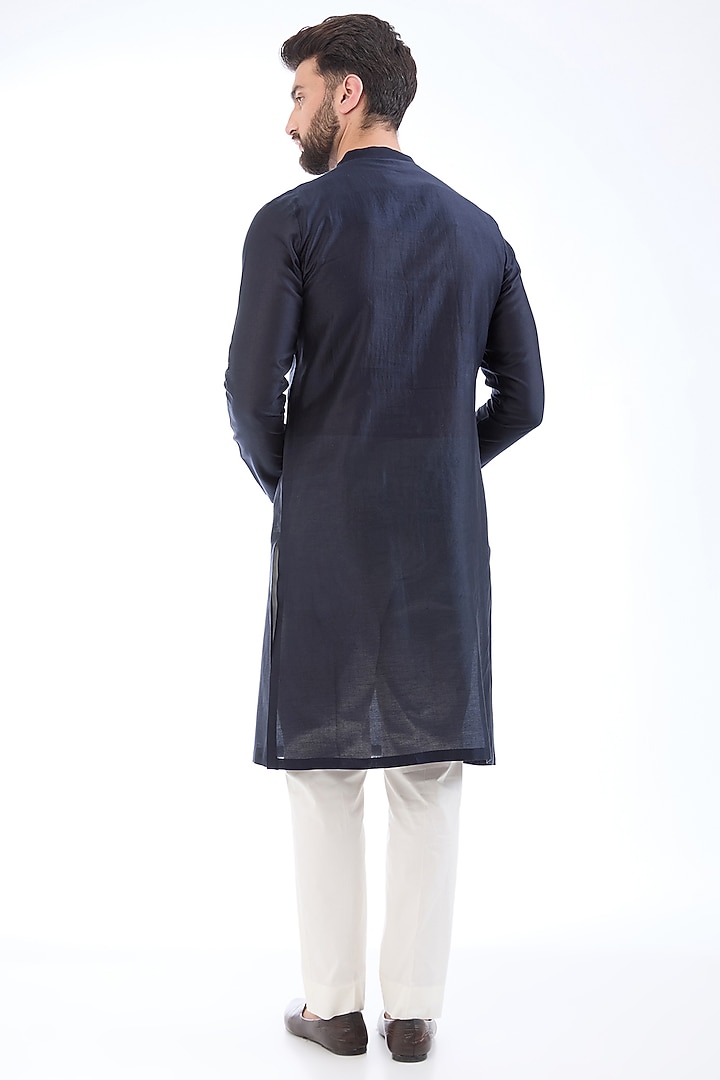 Navy Blue Silk Chanderi Kurta by Amit Aggarwal Men at Pernia's Pop Up Shop