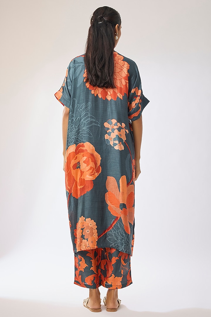 Navy Blue Bemberg Silk Floral Printed Kurta Set by Archana Shah at Pernia's Pop Up Shop