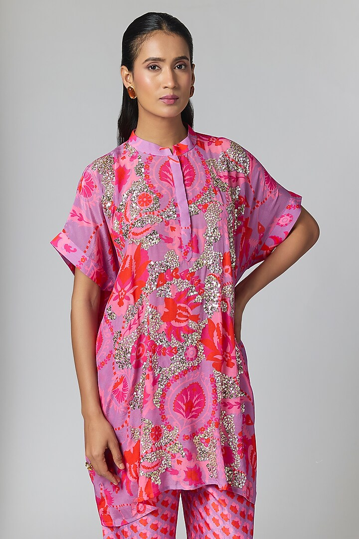 Purple Silk Printed & Sequins Work Kurta Set by Archana Shah at Pernia's Pop Up Shop