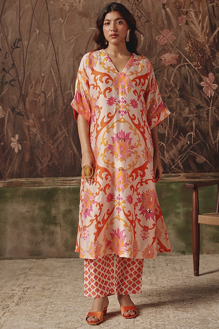 Ivory Silk Printed Kurta Set by Archana Shah at Pernia's Pop Up Shop