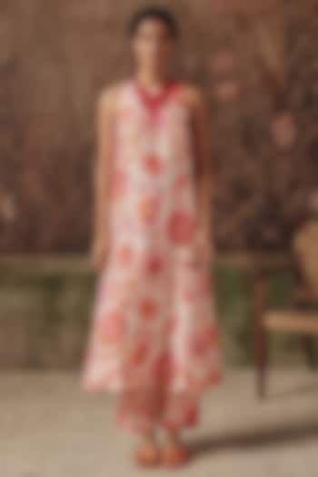 Cream Silk Floral Painted Kurta Set by Archana Shah at Pernia's Pop Up Shop