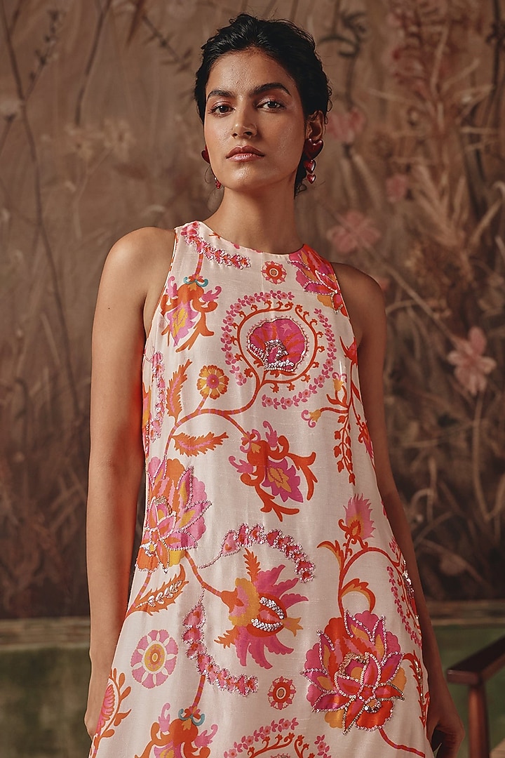 Cream Silk Floral Painted Kurta Set by Archana Shah at Pernia's Pop Up Shop