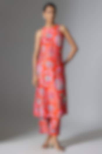 Orange Silk Floral Printed Kurta Set by Archana Shah at Pernia's Pop Up Shop