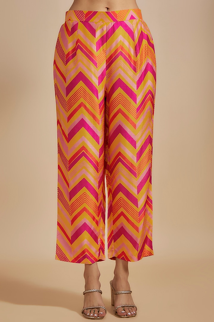 Yellow & Fuchsia Natural Bemberg Silk Digital Floral Printed Kurta Set by Archana Shah at Pernia's Pop Up Shop