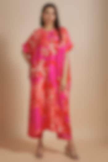 Fuchsia & Red Natural Bemberg Silk Digital Floral Printed Kurta Set by Archana Shah at Pernia's Pop Up Shop
