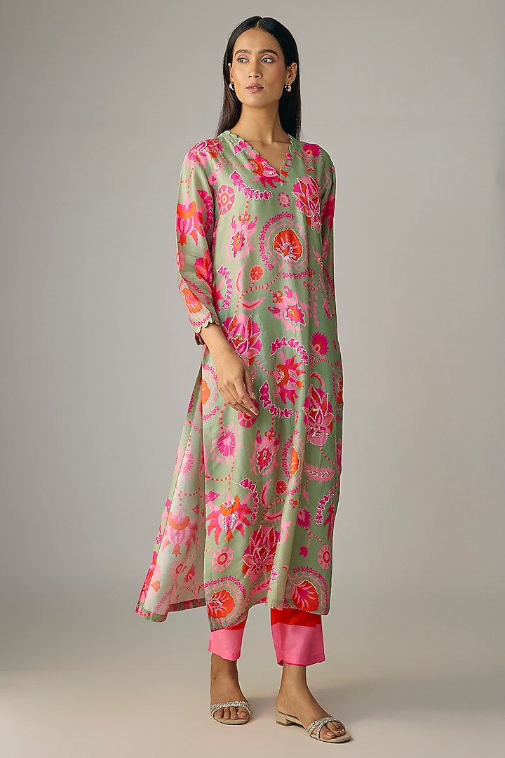 Grey Silk Kurta Set by Archana Shah at Pernia's Pop Up Shop