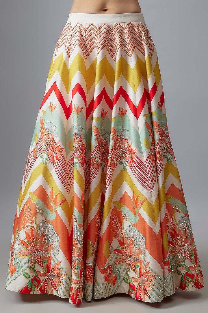 White Bemberg Silk Hand Embroidered & Printed Chevron Wedding Lehenga Set by Archana Shah at Pernia's Pop Up Shop