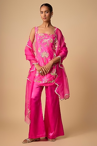 Pink Silk Zari Embroidered Kurta Set by Archana Shah