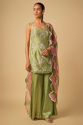 Green Silk Zari Embroidered Kurta Set by Archana Shah