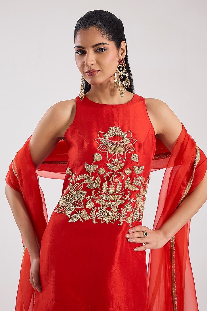 Red Silk Kurta Set by Archana Shah at Pernia's Pop Up Shop