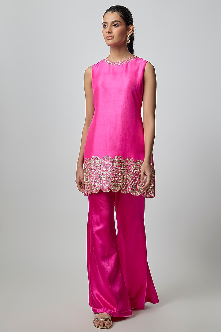 Pink Silk Co-Ord Set by Archana Shah at Pernia's Pop Up Shop