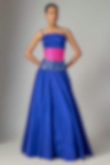 Blue Silk Embroidered Skirt Set by Archana Shah at Pernia's Pop Up Shop