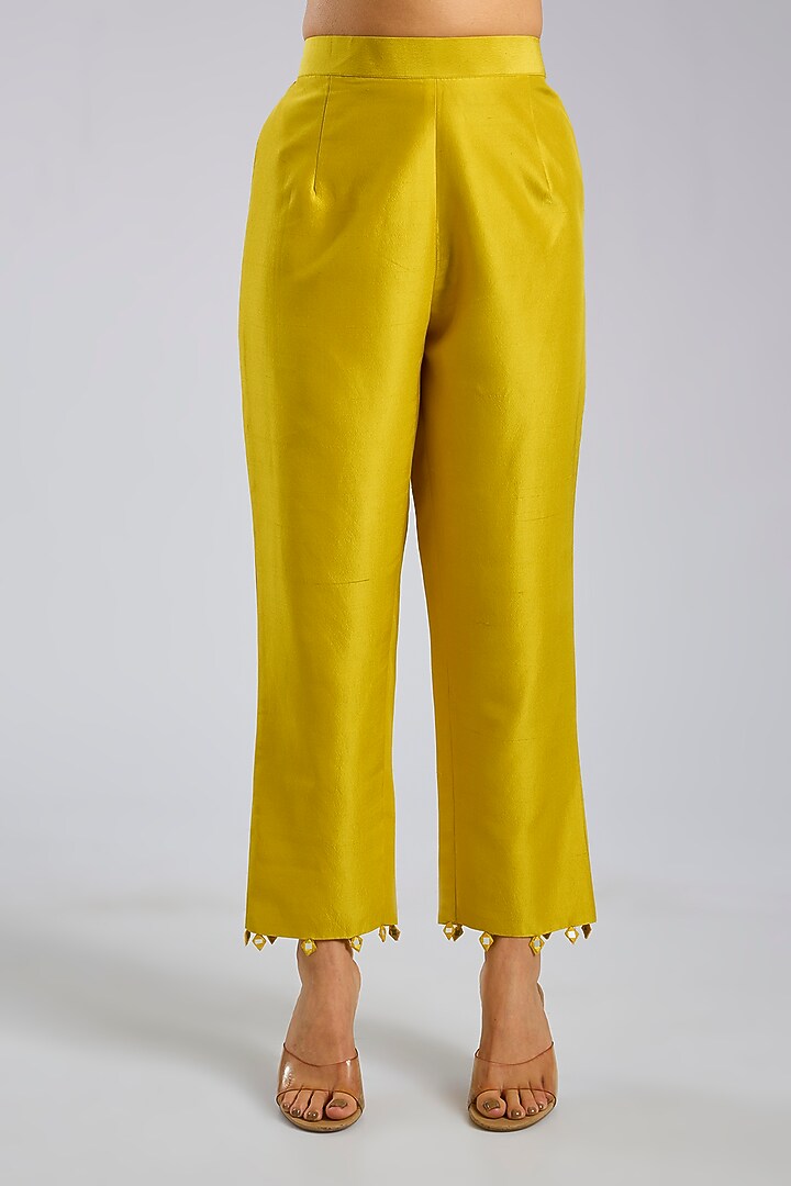 Yellow Silk Short Kurta Set by Archana Shah at Pernia's Pop Up Shop