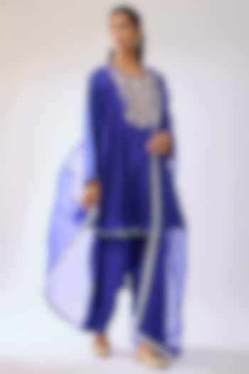 Blue Silk Kurta Set by Archana Shah at Pernia's Pop Up Shop