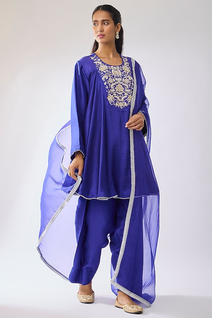 Blue Silk Kurta Set by Archana Shah at Pernia's Pop Up Shop