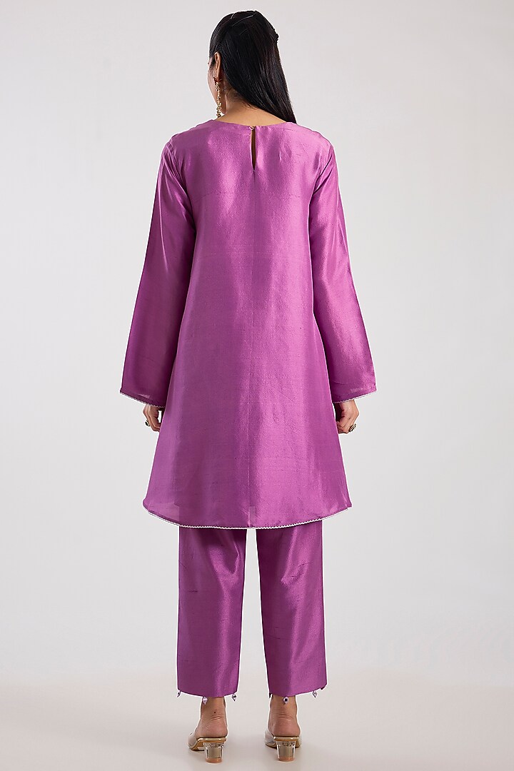 Lavender Silk Kurta Set by Archana Shah at Pernia's Pop Up Shop