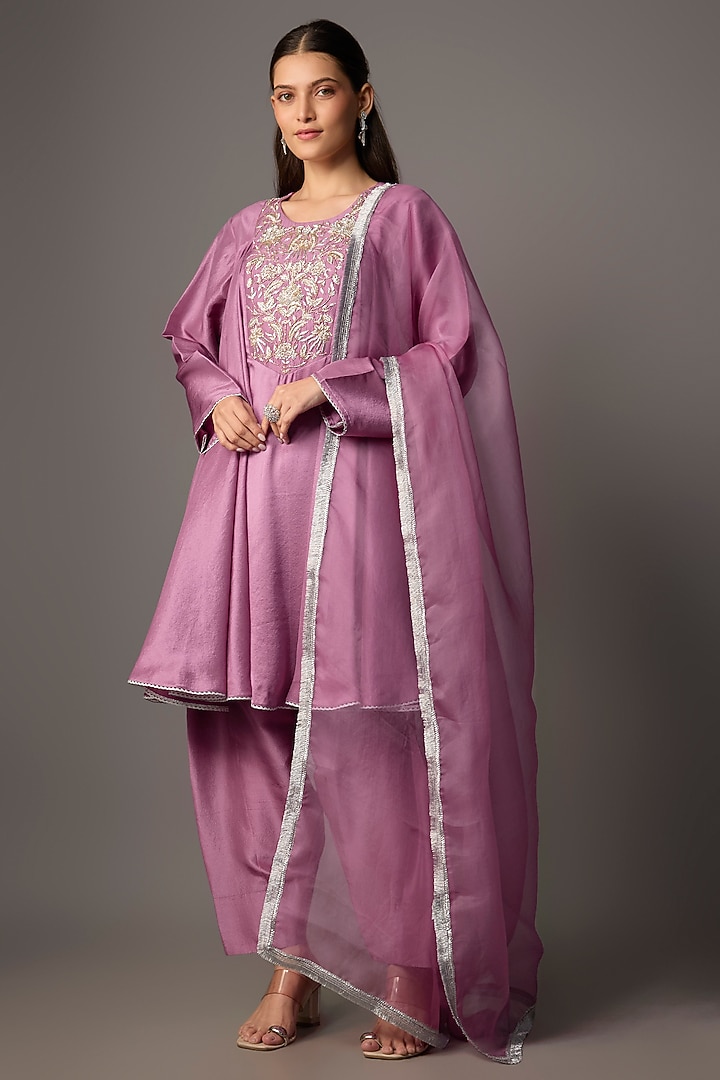 Lavender Silk Kurta Set by Archana Shah at Pernia's Pop Up Shop