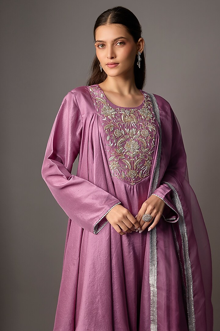 Lavender Silk Kurta Set by Archana Shah at Pernia's Pop Up Shop